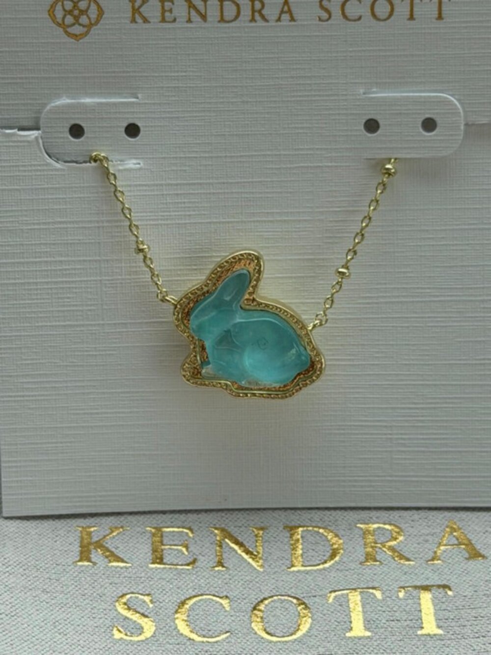 Kendra Scott pendant necklace